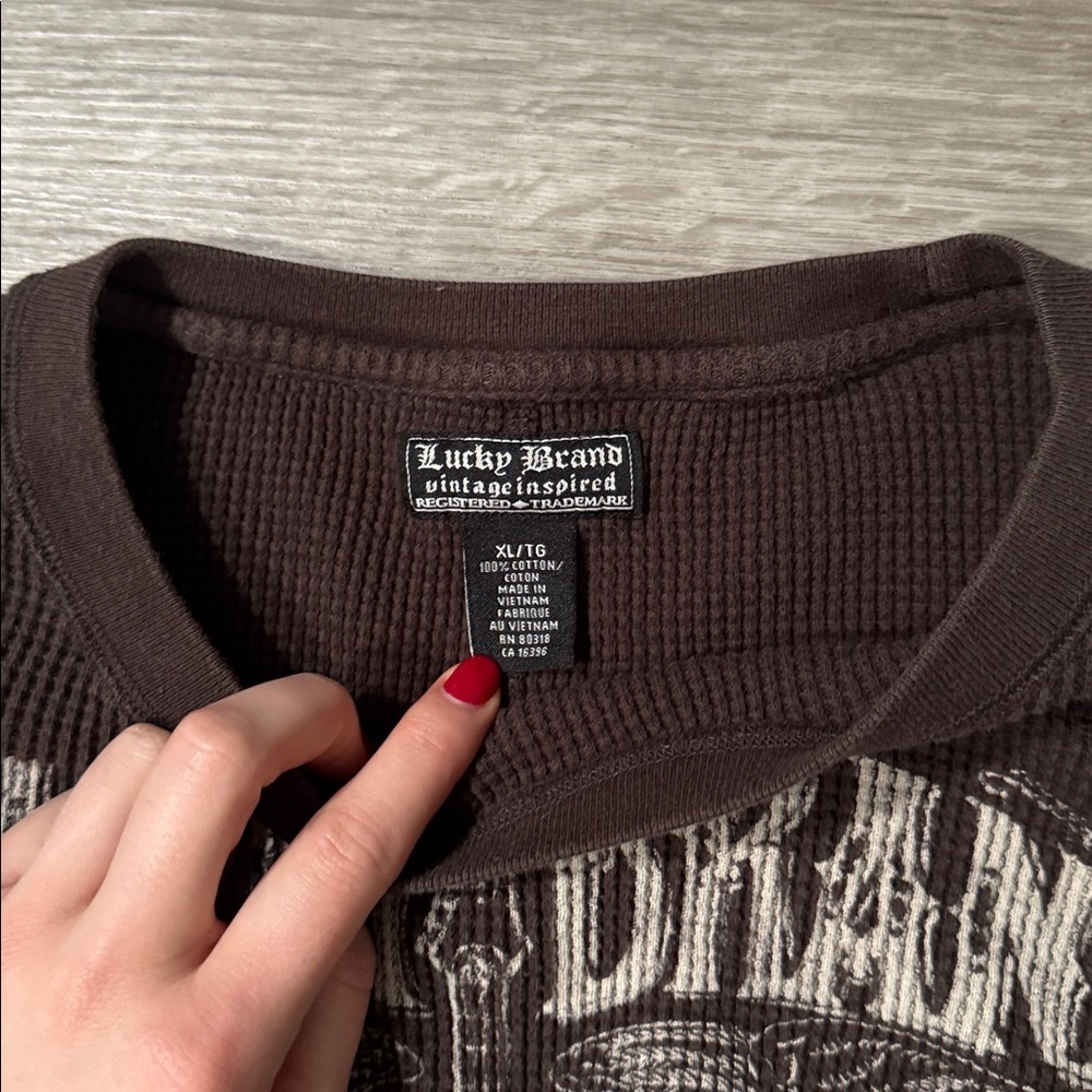 Lucky Brand Vintage Inspired Rock And Roll Cropped Long Sleeve 100% Cotton - Picture 6 of 6